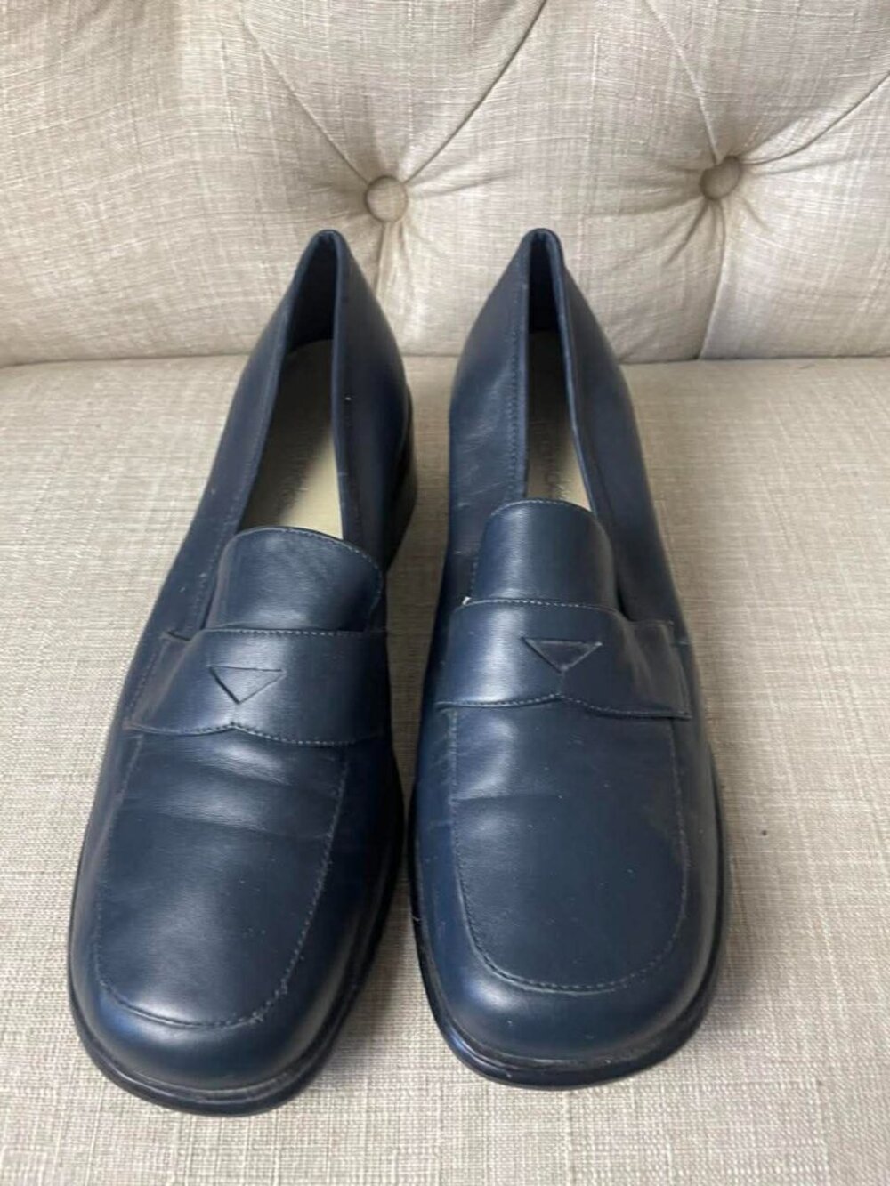 EUC Chadwick's Women's Blue Leather Loafers size 7